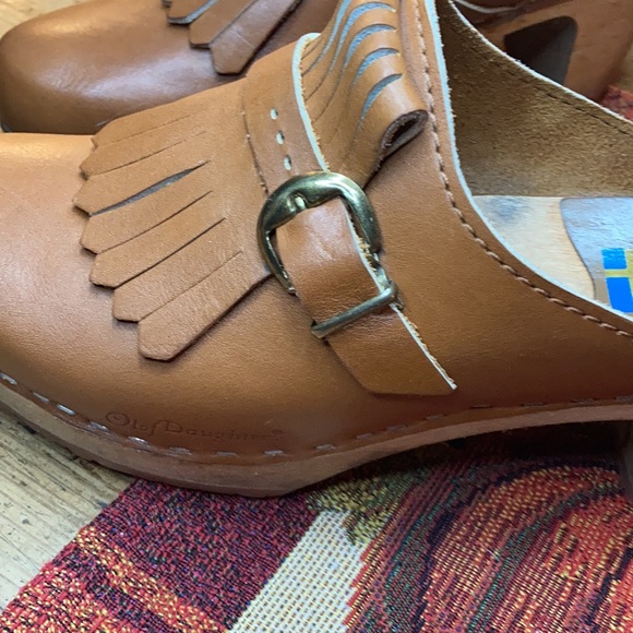 Olof Daughters Clog Mule - Picture 10 of 12